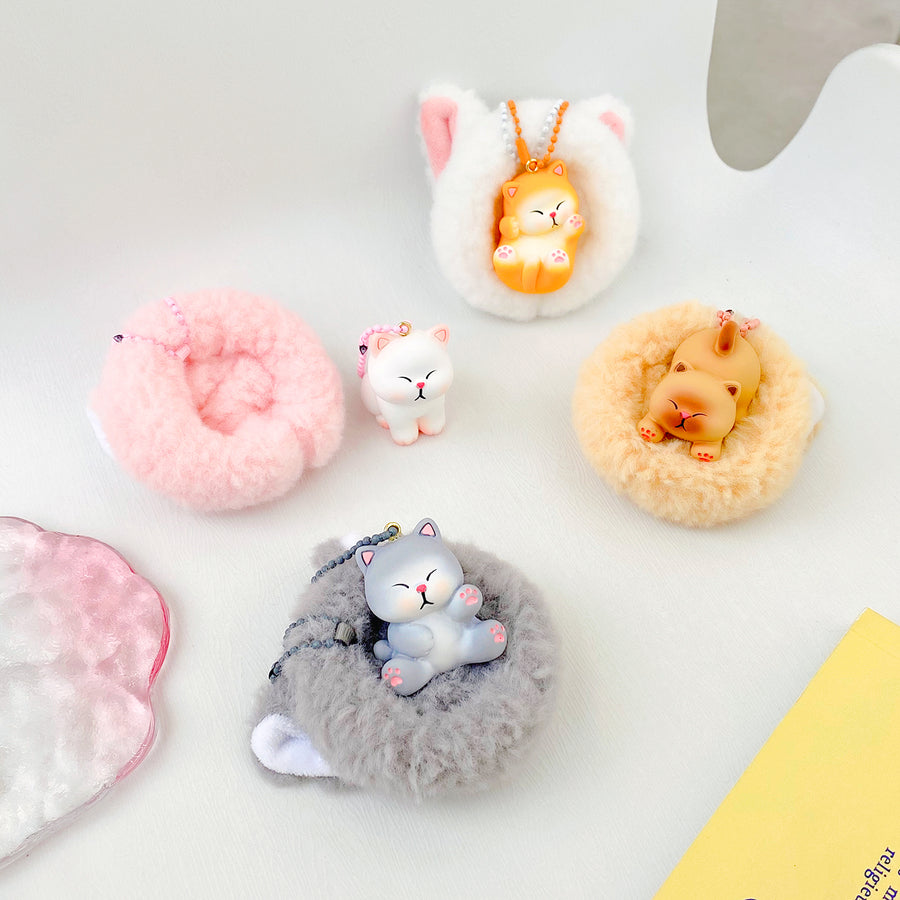 KENJI Mima Duo Cat Nest Keyring Asst