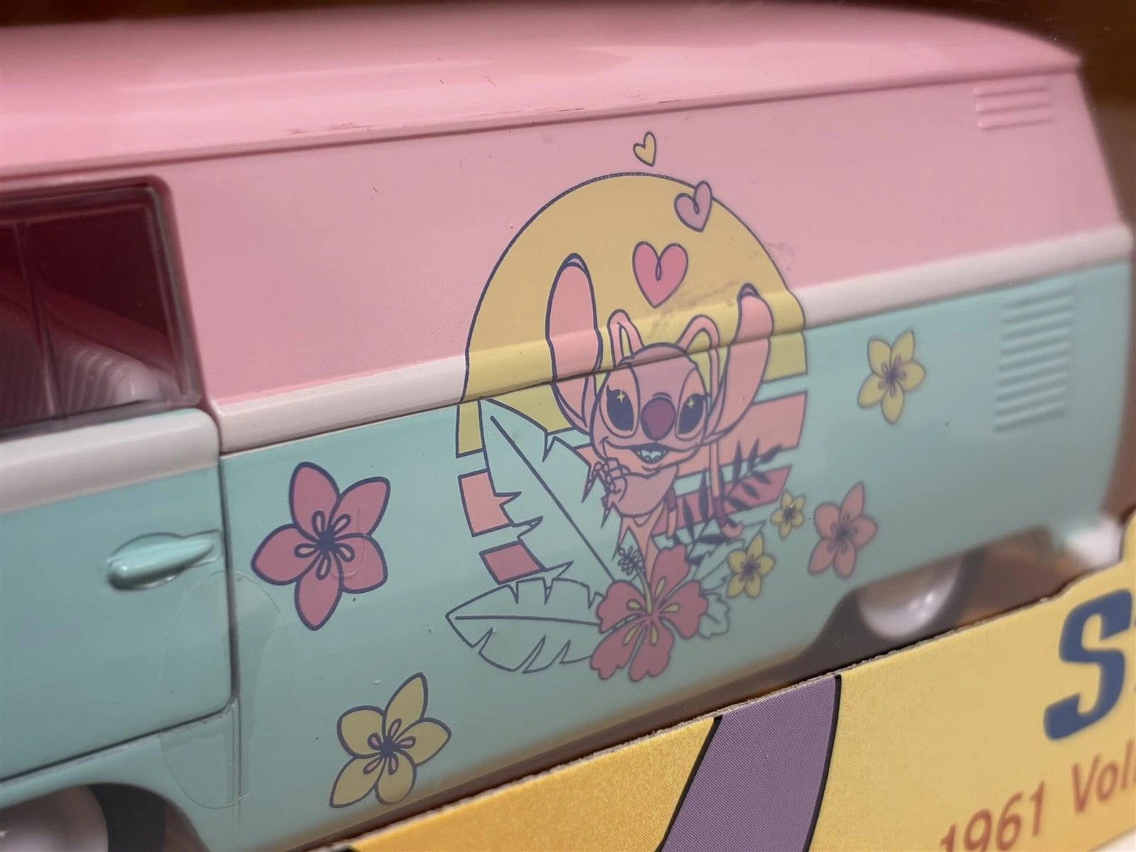 Stitch Angel 1961 Volkswagen Bus 1:32