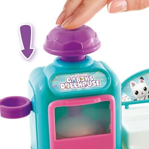 Gabby's Dollhouse Cakey Cat's Dough Kitchen